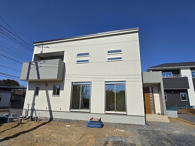 【【1号棟　外観写真】】3/1撮影