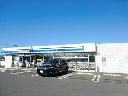 ローソン 伊勢崎三室町店 約530m(徒歩約7分)