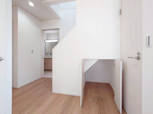 【深谷市 内観施工例】建売物件 玄関(※販売済みの物件になります。)