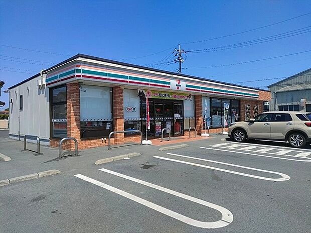 セブンイレブン間々田店
