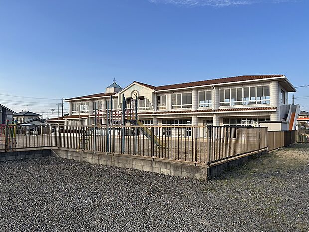 荒川沖幼稚園（約300m）
