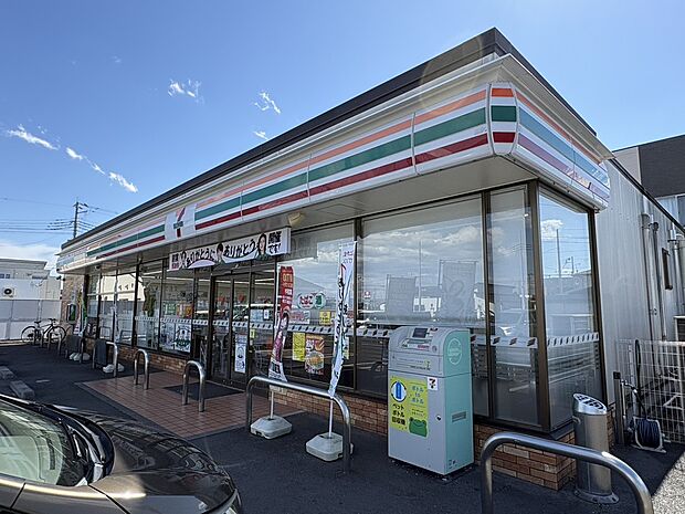 セブンイレブン 宇都宮上鶴田店(約585m)