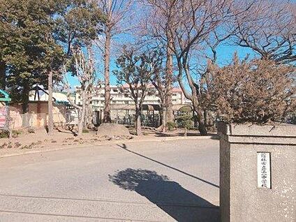 館林市立第一中学校 約2,060m(徒歩約26分)
