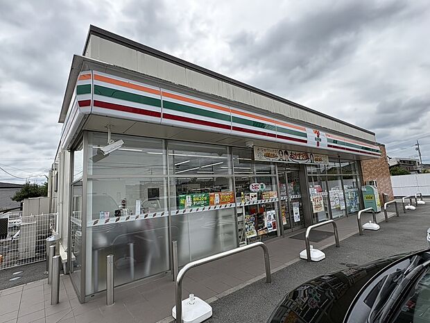 セブンイレブン 宇都宮西店(約337m)