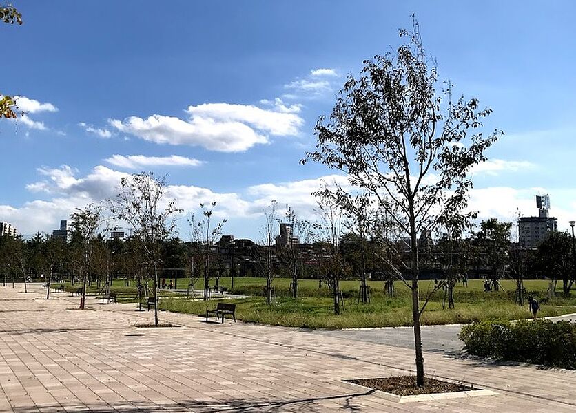 下高井戸あおぞら公園　距離450m（徒歩6分）