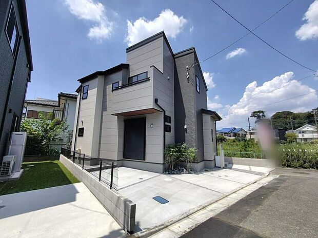 堂々完成です!「調布」駅徒歩16分♪賑わいの商店街をぬけ閑静な住宅街へ、潤いと癒しの立地環境です。