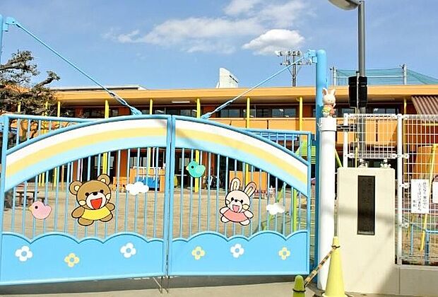 国学院大学附属幼稚園（約351m）