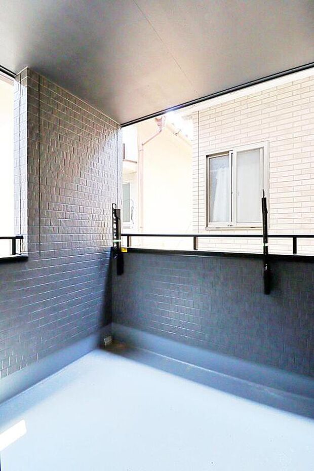 【バルコニー】南面にバルコニーを配置しました!これなら、洗濯物も早く乾きそうですね♪