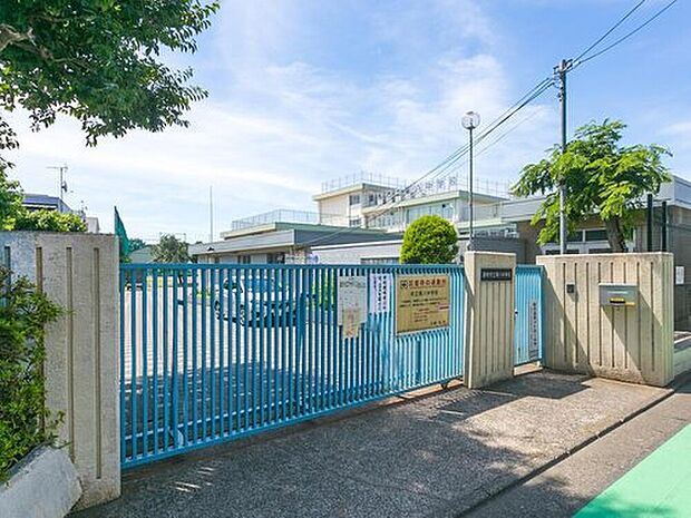 調布市立第八中学校(約510m)