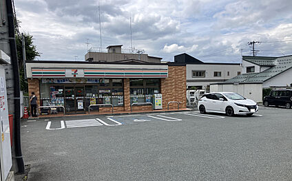 セブンイレブン山形錦町店 現地から420m。(徒歩6分。)