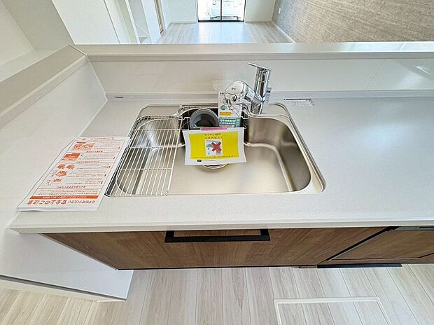 【その他設備】広いシンクで洗い物も余裕のスペース♪