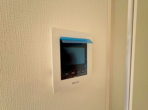 【その他設備】ハッキリと映るモニター付きで来訪者を事前に確認できます♪