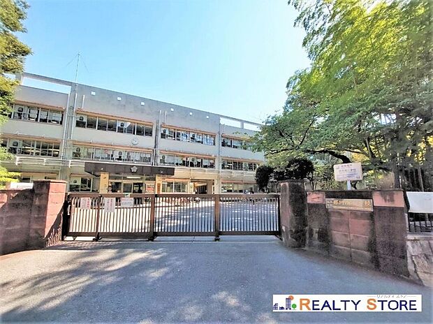 福岡市立那珂南小学校（約600m）