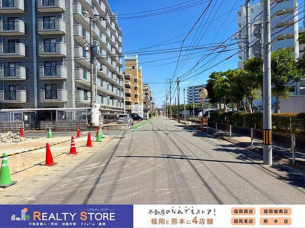 【前面道路含む外観】☆現地【2026年8月】撮影☆