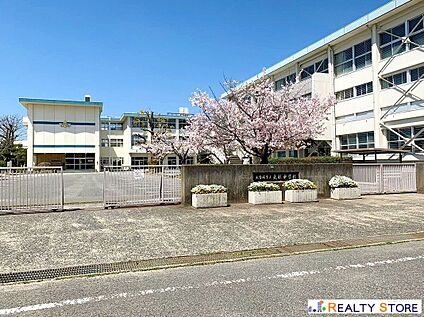 大野城市立大利中学校 750m