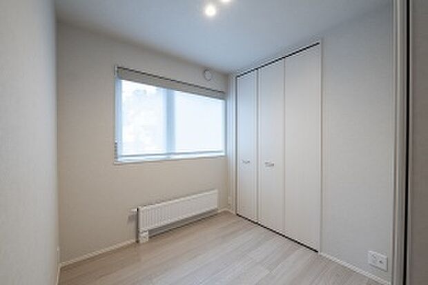 3.1帖の洋室1。南側の光を取り込む明るい居室です（2025年8月撮影）