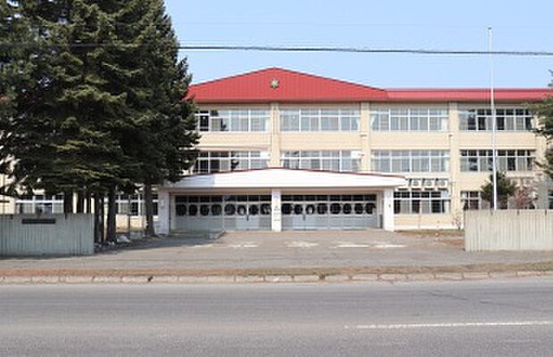 緑丘小学校