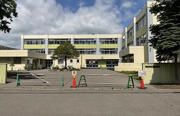 昭和小学校(広域避難場所)