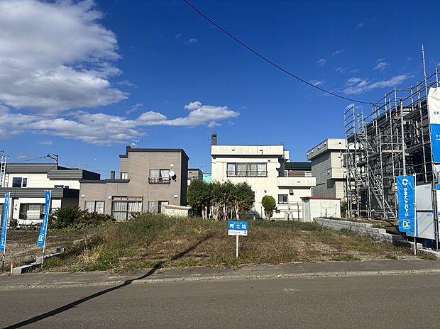 【【区画3】正面】185.65m2(56.15坪)の整形地(2025年9月撮影)