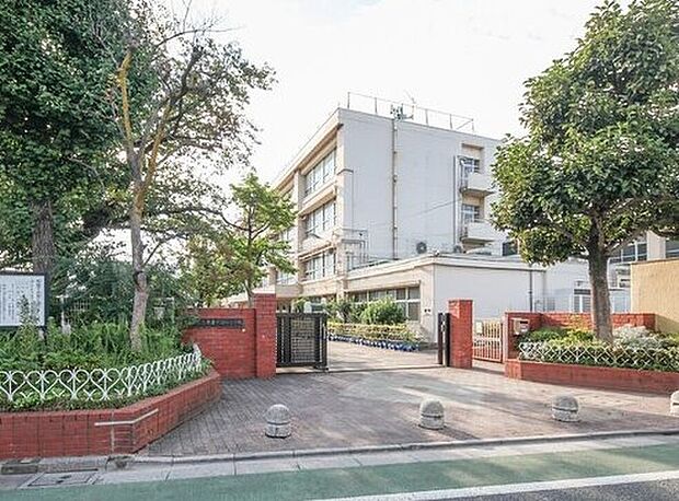 練馬区立大泉学園緑小学校まで1200m 徒歩15分♪