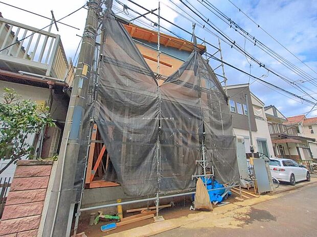 ☆現地の様子☆
最寄り駅まで徒歩圏内!東武東上線「朝霞台」駅やJR武蔵野線「北朝霞」駅までスムーズにアクセス可能☆
当日のご見学予約も承ります。お気軽にお問合せ下さいませ♪