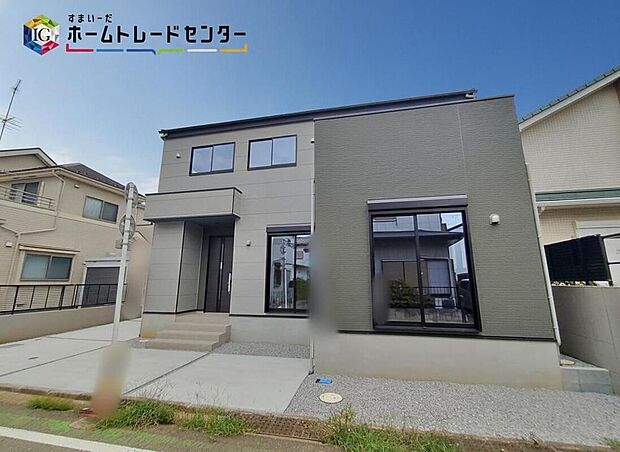 飯田グループホールディングス唯一の販売専門会社のホームトレードセンターの社員が直接、当物件をご案内いたします。