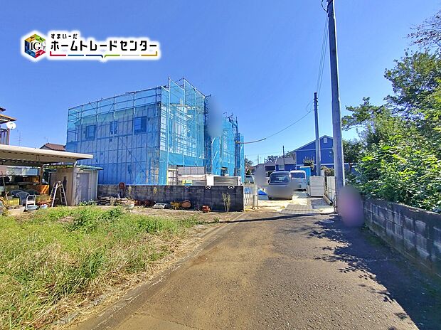 ☆完成予想図☆
カースペース2台分ございます。
飯田グループホールディングス唯一の販売専門会社のホームトレードセンターの社員が直接、当物件をご案内いたします。