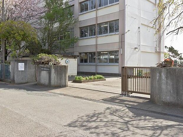 朝霞市立朝霞第五中学校（約1,120m）