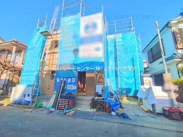 【現地外観写真】一戸建ての大きなメリットは、「自分の土地」を自由に使えること。好きなペットが飼えるほか、ガーデニングやDIY、車やバイクの手入れなど様々な趣味を楽しめます♪