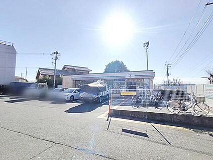 セブンイレブン和光新倉2丁目店 550m (徒歩7分)