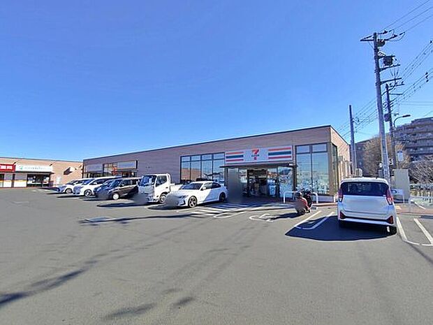 セブンイレブン和光南1丁目西店（約530m）