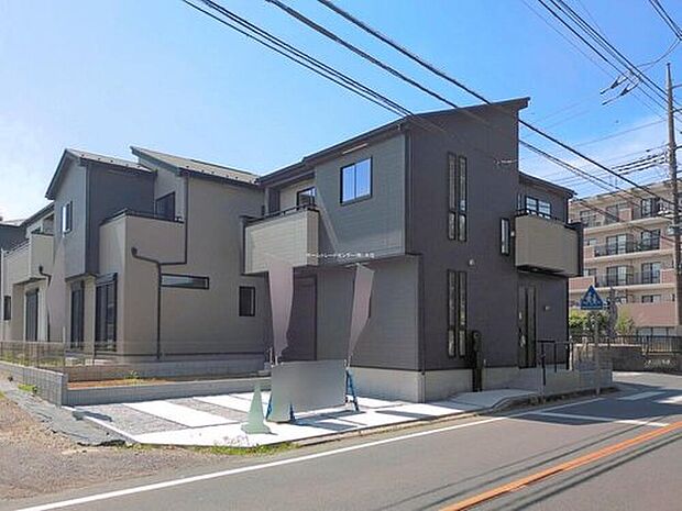 【☆外観の様子☆】飯田グループホールディングス唯一の販売専門会社のホームトレードセンターの社員が直接、当物件をご案内いたします。
人気の角地のため風通し、日当たり良好！