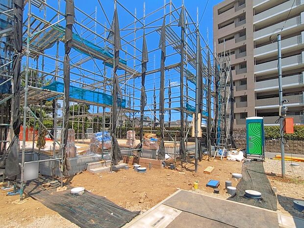 【☆3号棟☆】耐震に優れた工法を採用、一生住む家だから構造にも環境にもこだわりを。当日のご見学予約も承ります。同じものは2つとない「夢のマイホーム」との出会いが待っているかもしれません。