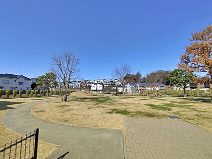 上谷津公園 350ｍ(徒歩4分)