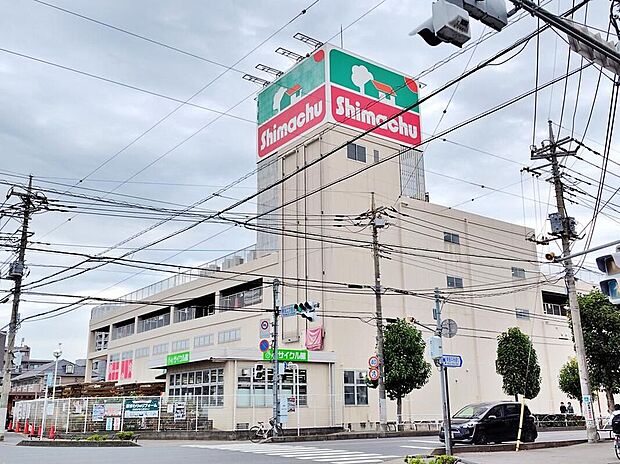 島忠新座店(約707m)