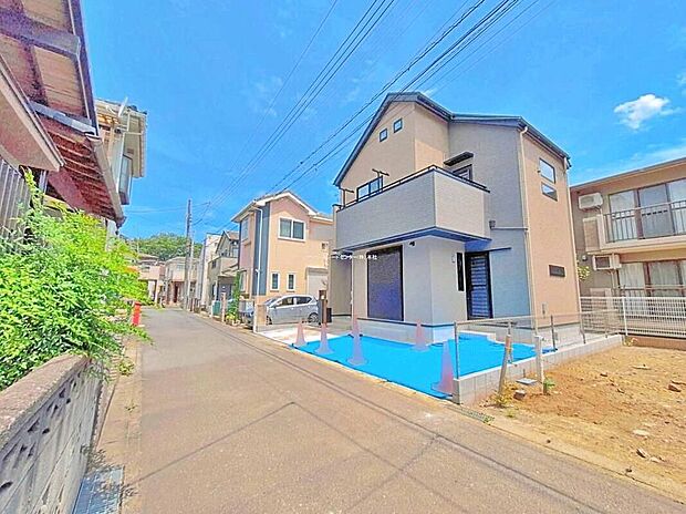【前面道路含む現地写真】当日のご見学予約も承ります。同じものは２つとない「夢のマイホーム」との出会いが待っているかもしれません。
