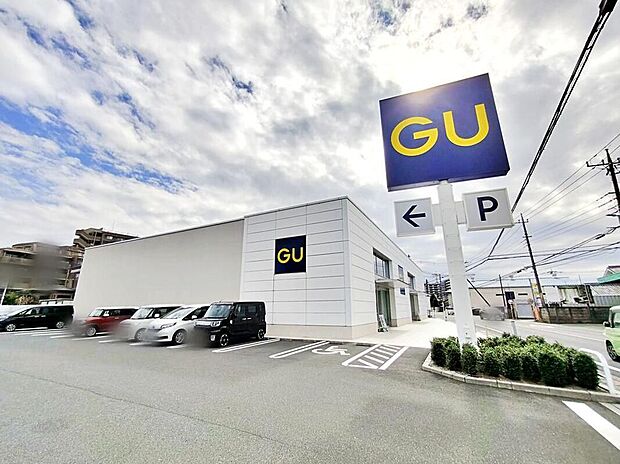 ジーユー朝霞三原店(約840m)