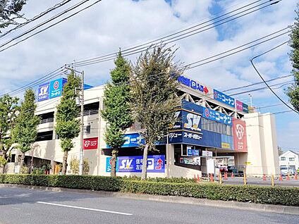 ホームセンターコーナン練馬大泉店 520m (徒歩7分)
