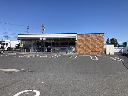 セブンイレブン 弥富佐古木店 約600m(徒歩約8分　自転車約3分)