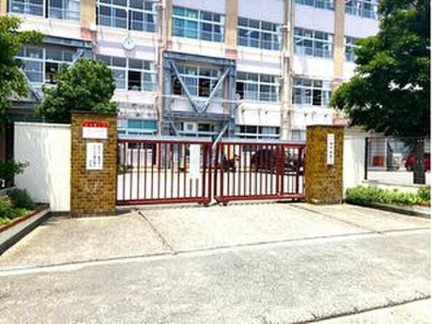 福岡市立田隈中学校（約787m）