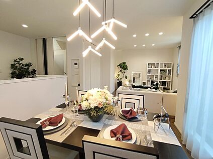 リビングダイニング