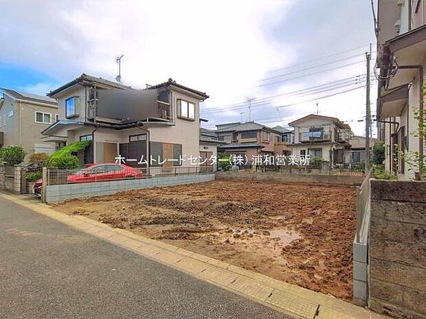 ご予約をいただければ、もちろん平日や夜間でもご案内は可能です。お仕事の形態が多様化しておりますので、決まったお時間では中々身動きが取れないお客様も多いかと思います。お気軽にお申し出ください。