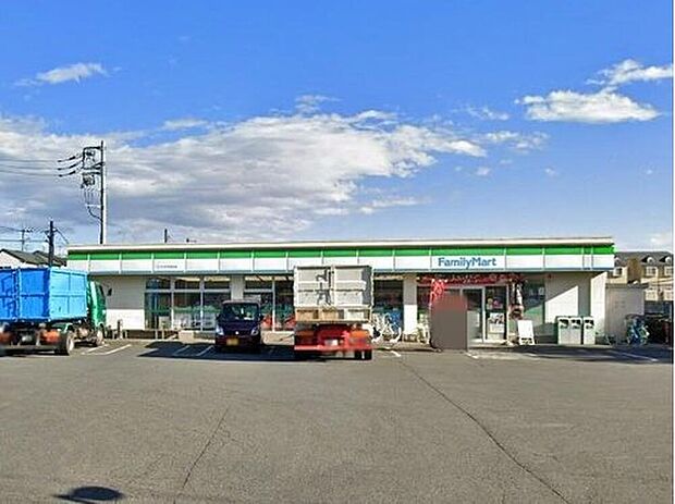 ファミリーマートさいたま大和田店(約490m)