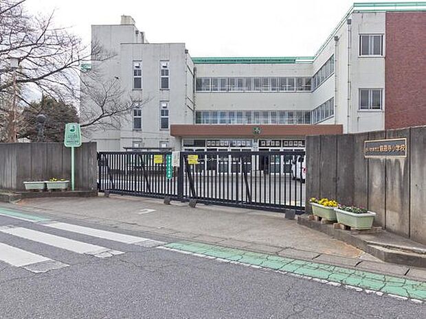 さいたま市立慈恩寺小学校（約980m）