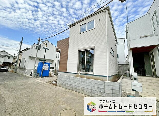 【現地外観写真】閑静な住宅街は落ち着いた新生活を送るのにぴったりです♪ これだけではない魅力が、現地できっと見つかる！お問合せをお待ちしております。お問い合わせ・資料のご請求などもお気軽にどうぞ。