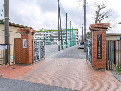 白幡中学校 1700m (徒歩22分)