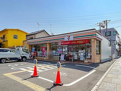 セブンイレブン鳩ヶ谷坂下3丁目店 450m(徒歩6分)