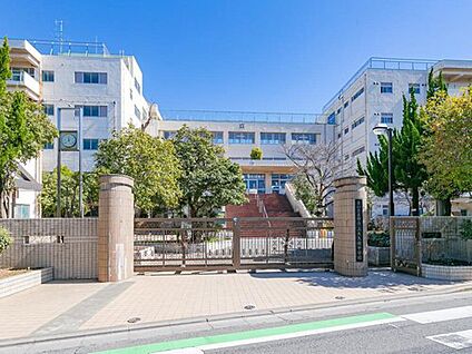 さいたま市立大久保中学校 2096ｍ(徒歩27分)