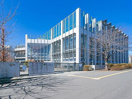 川口市立戸塚南小学校 800ｍ(徒歩10分)