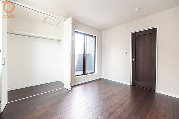 【ondo建物プラン例/洋室】大きい収納つきの洋室